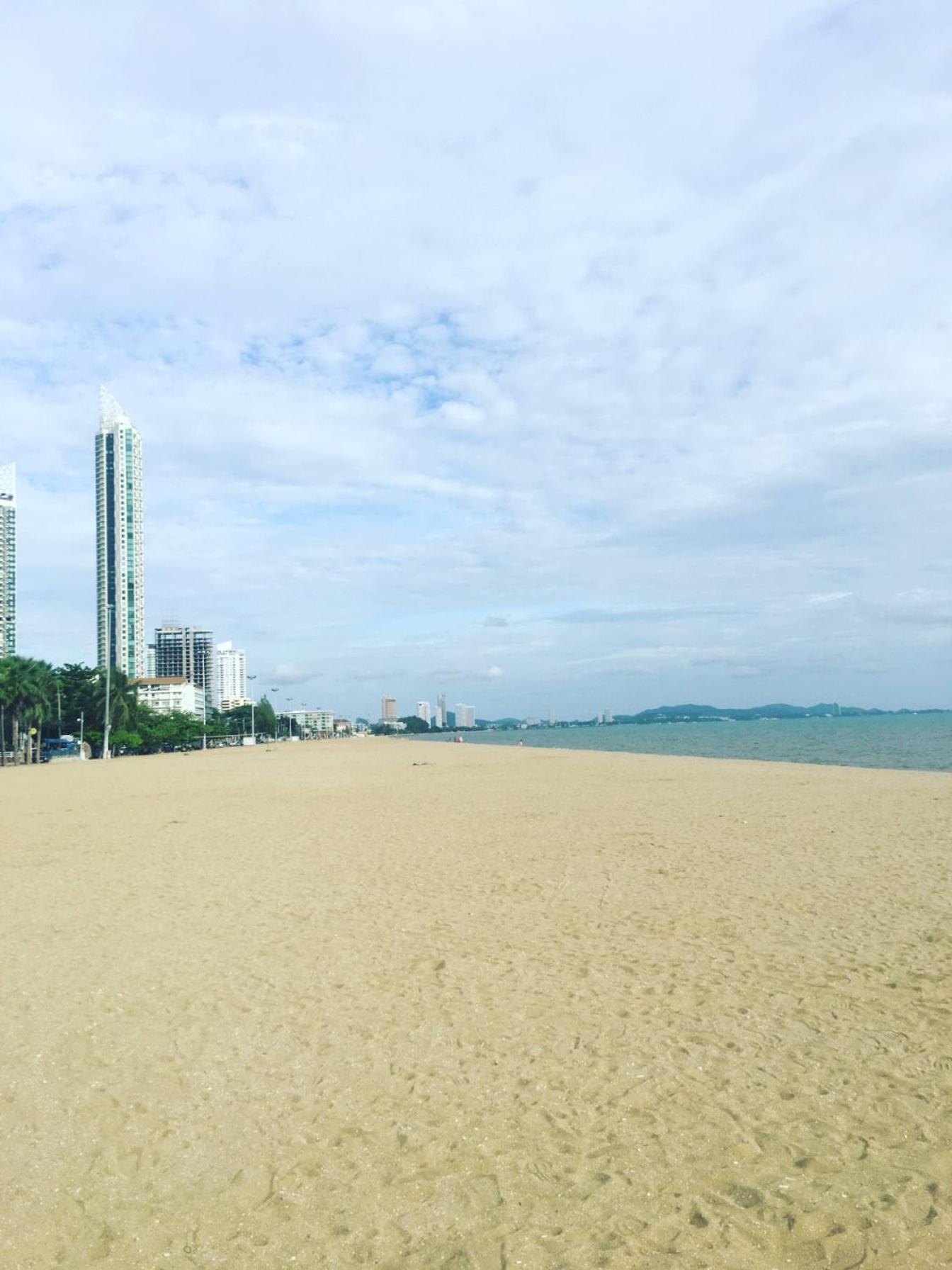 1 Bedroom Seaview Jomtein 9Th Jomtien Beach Exterior foto